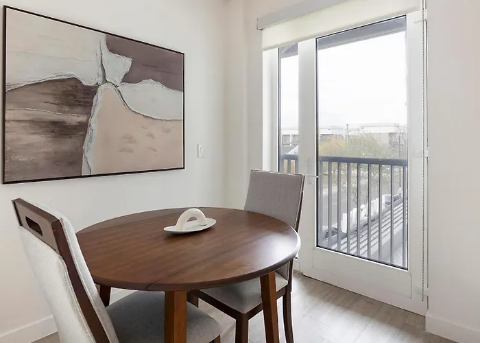 Landing Spectacular 2Bd Pool Yoga Studio Appartement *