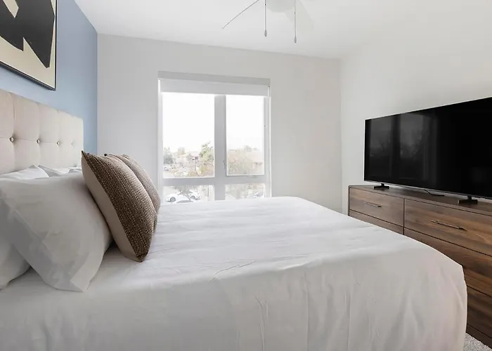 Landing Spectacular 2Bd Pool Yoga Studio *