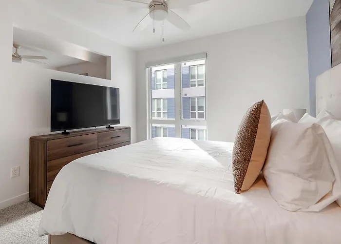 Landing Spectacular 2Bd Pool Yoga Studio